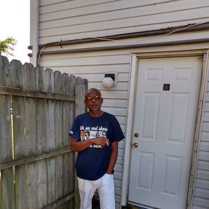 Meet your Posher, Delaino